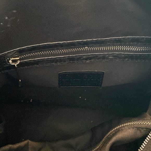 Isa Dora Black Italian Leather Large Shoulder/Tote Bag in Like New Condition - Picture 6 of 10